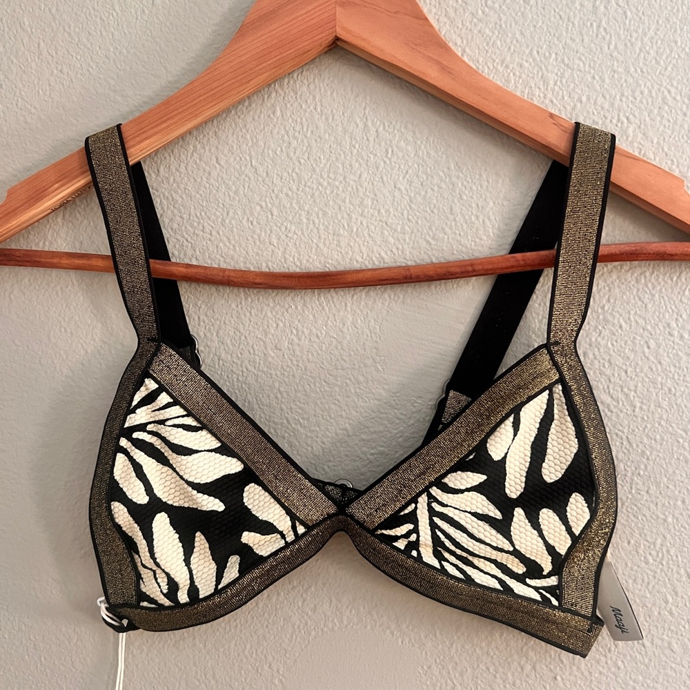 NWT Maaji Bikini Top